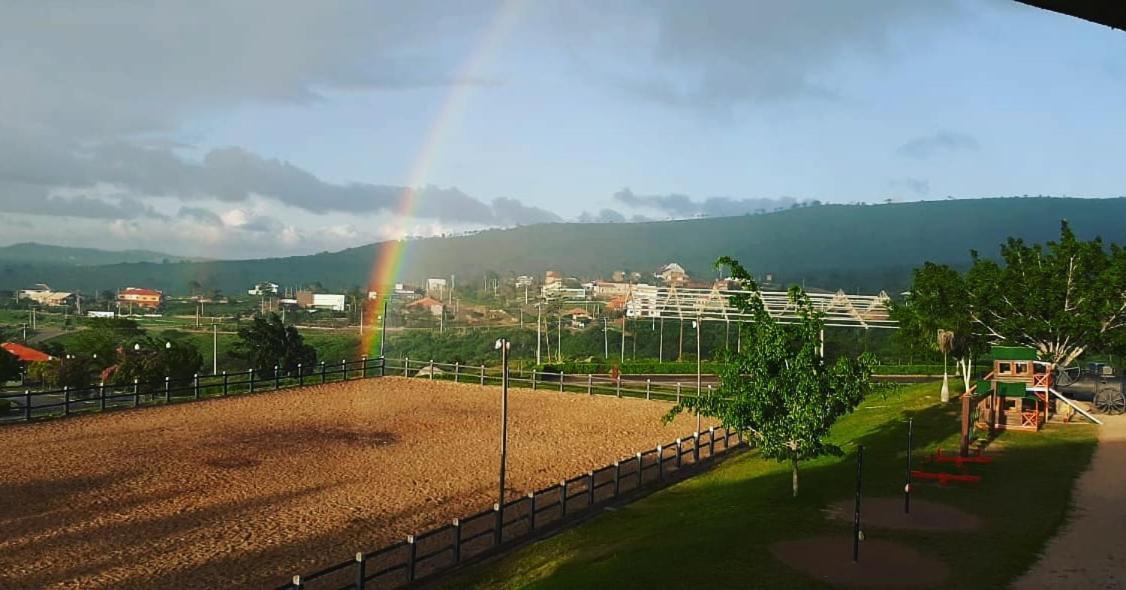 Ferienwohnung Flat Fazenda Monte Castelo-Ao Lado Da Piscina Gravatá Exterior foto
